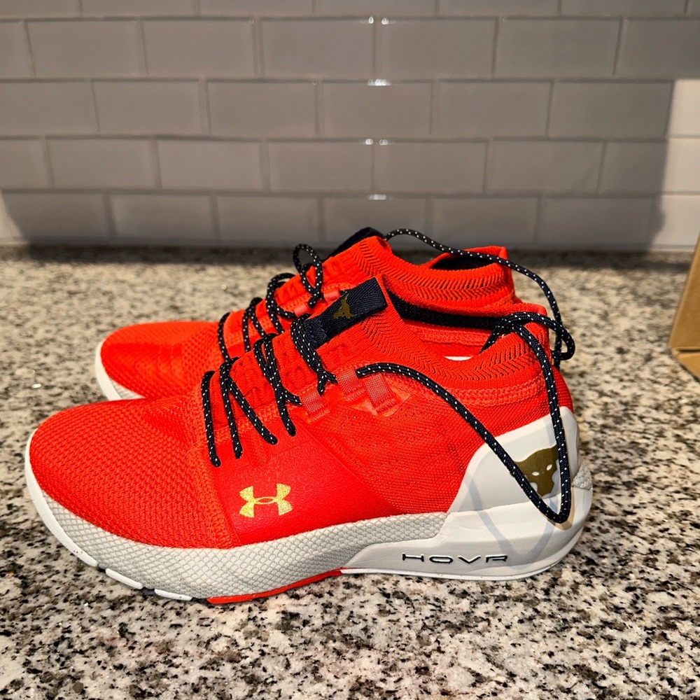 Women’s UA Project Rock 2 Brand new women’s size 6.  Missing top of box